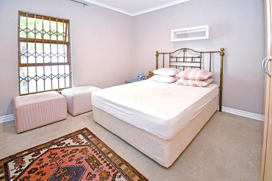 2 Bedroom Property for Sale in Atholl Gauteng