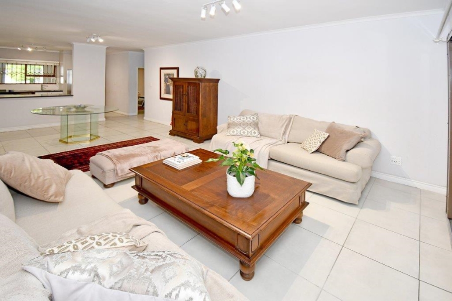 2 Bedroom Property for Sale in Atholl Gauteng