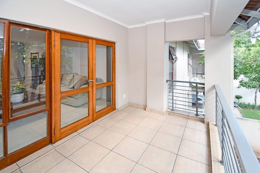 2 Bedroom Property for Sale in Atholl Gauteng