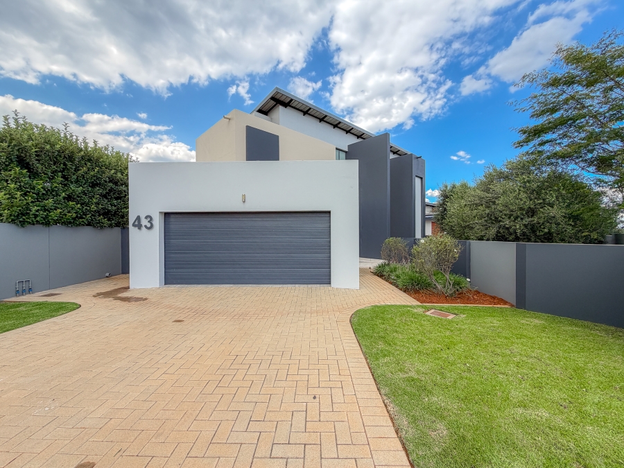 3 Bedroom Property for Sale in Midstream Meadows Gauteng