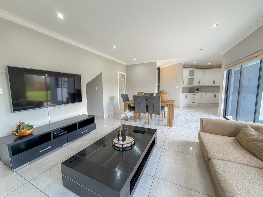 3 Bedroom Property for Sale in Midstream Meadows Gauteng