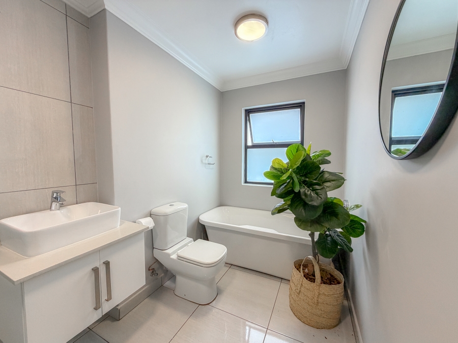 3 Bedroom Property for Sale in Midstream Meadows Gauteng