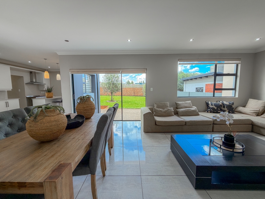 3 Bedroom Property for Sale in Midstream Meadows Gauteng