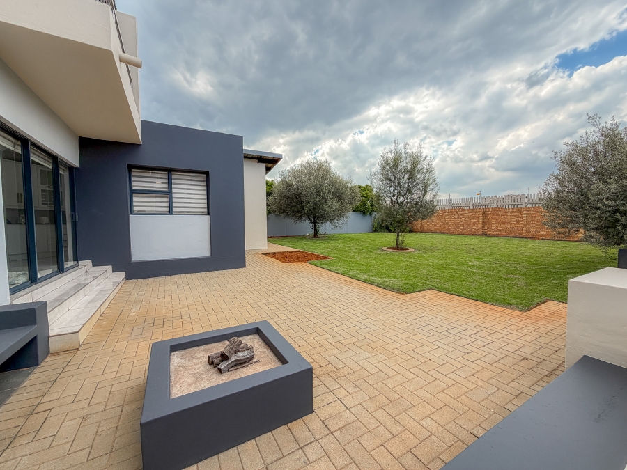 3 Bedroom Property for Sale in Midstream Meadows Gauteng