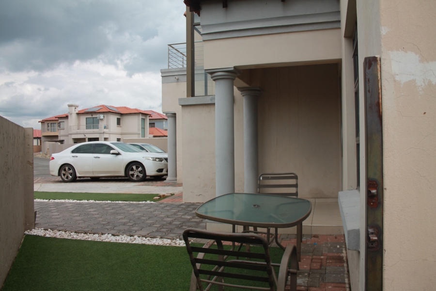 5 Bedroom Property for Sale in Parkrand Gauteng