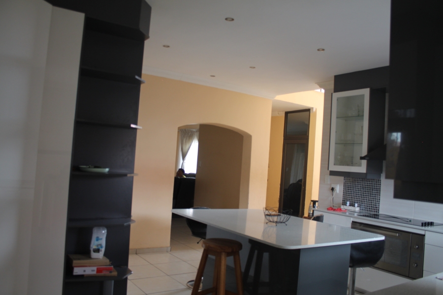 5 Bedroom Property for Sale in Parkrand Gauteng