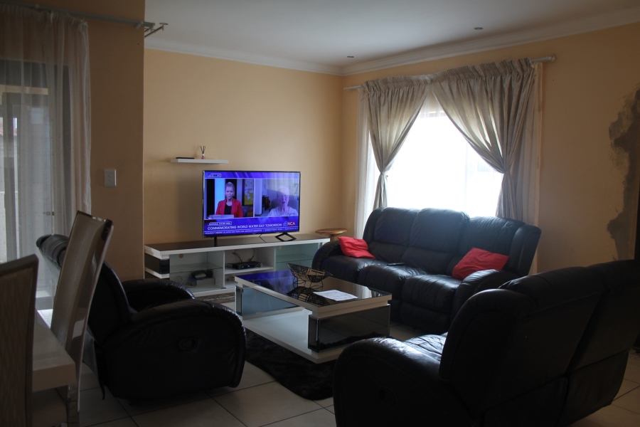 5 Bedroom Property for Sale in Parkrand Gauteng