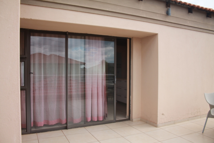 5 Bedroom Property for Sale in Parkrand Gauteng