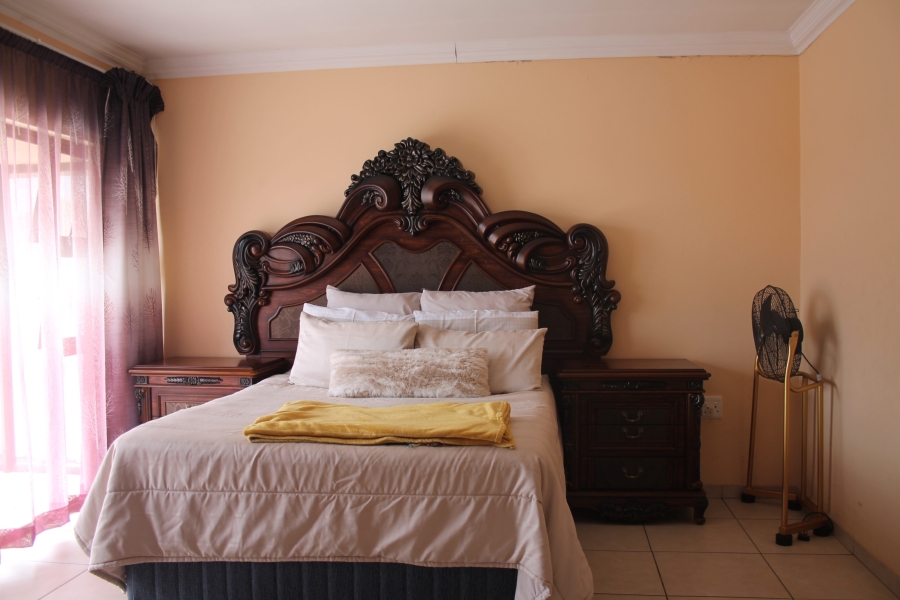 5 Bedroom Property for Sale in Parkrand Gauteng