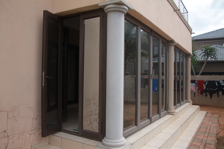 5 Bedroom Property for Sale in Parkrand Gauteng