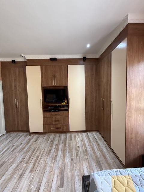 4 Bedroom Property for Sale in Crystal Park Gauteng