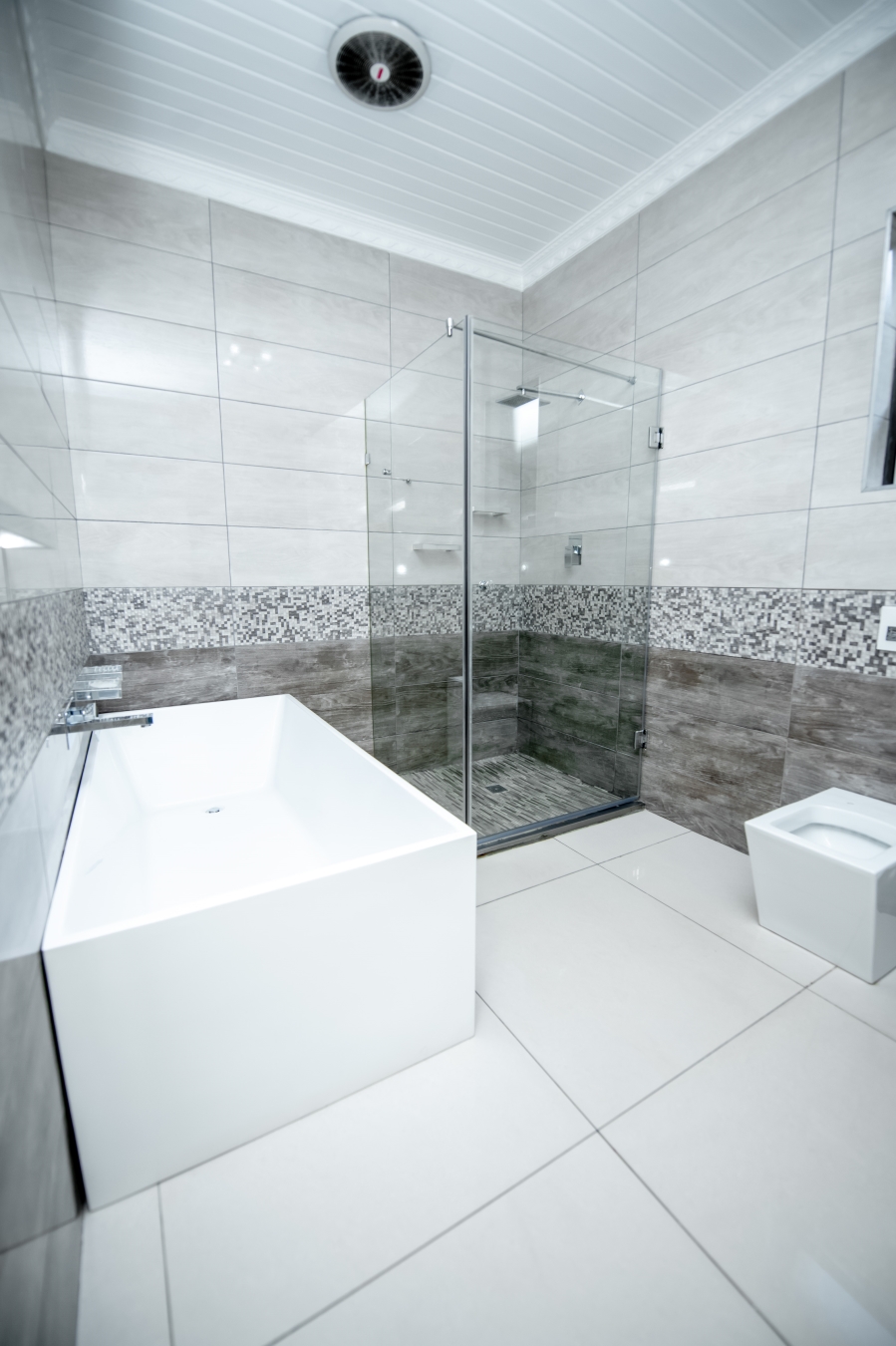 4 Bedroom Property for Sale in Crystal Park Gauteng