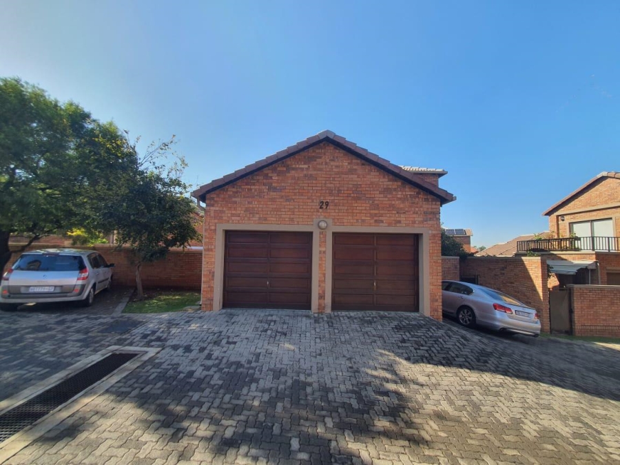 To Let 3 Bedroom Property for Rent in Meyersdal Gauteng