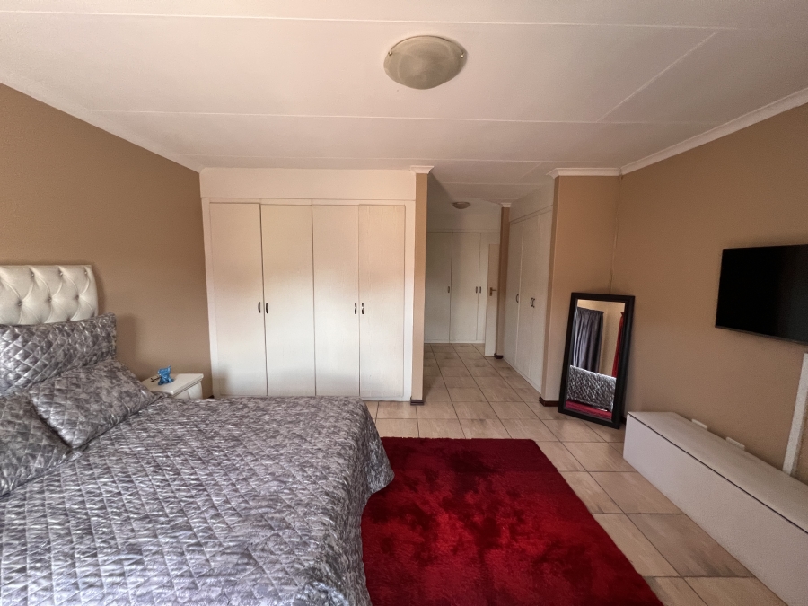 To Let 3 Bedroom Property for Rent in Meyersdal Gauteng