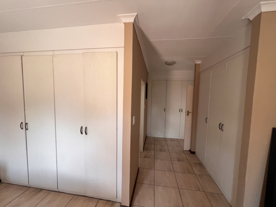 To Let 3 Bedroom Property for Rent in Meyersdal Gauteng