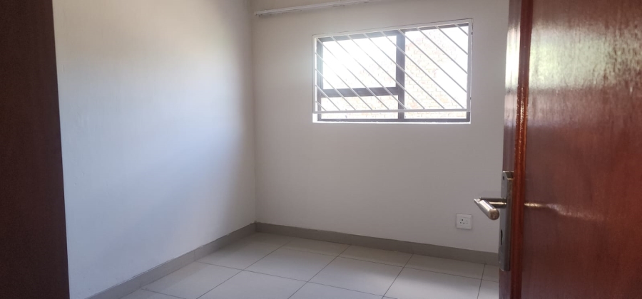 To Let 3 Bedroom Property for Rent in Erasmia Gauteng