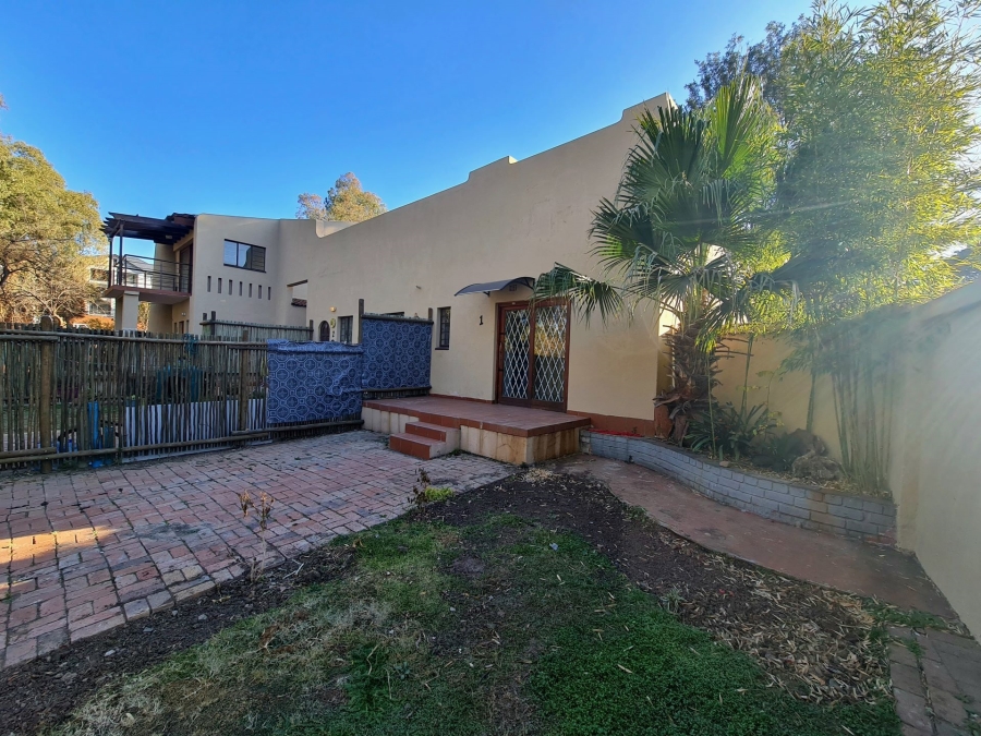 To Let 1 Bedroom Property for Rent in Olivedale Gauteng