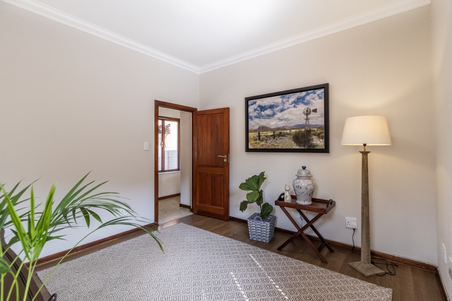 4 Bedroom Property for Sale in Bronberg Close Gauteng