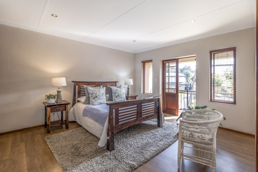 4 Bedroom Property for Sale in Bronberg Close Gauteng