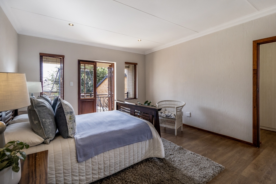 4 Bedroom Property for Sale in Bronberg Close Gauteng