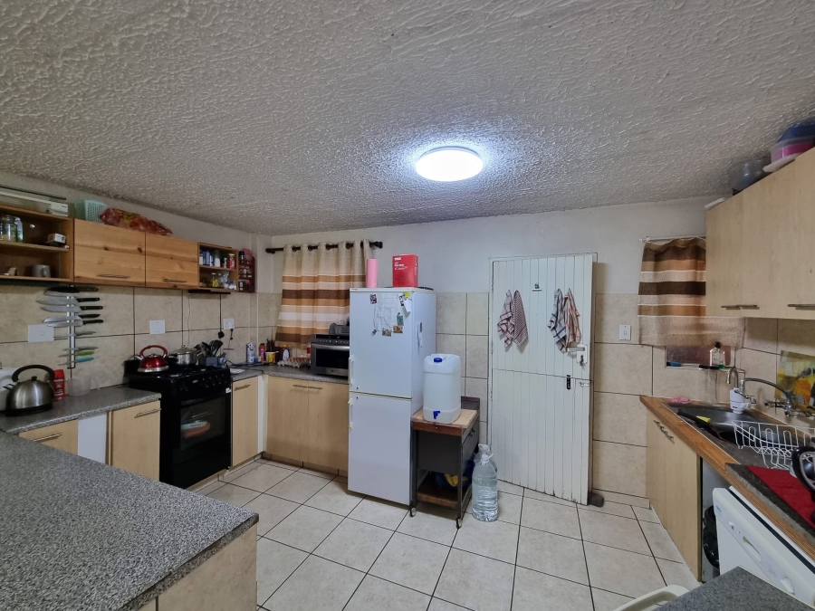 2 Bedroom Property for Sale in Silverton Gauteng