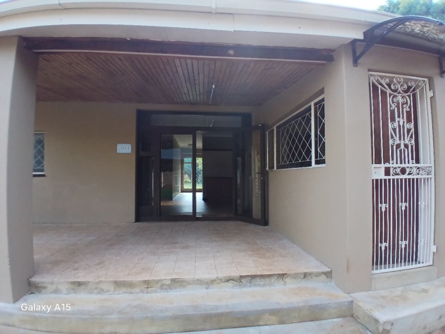 3 Bedroom Property for Sale in Sonneveld Gauteng