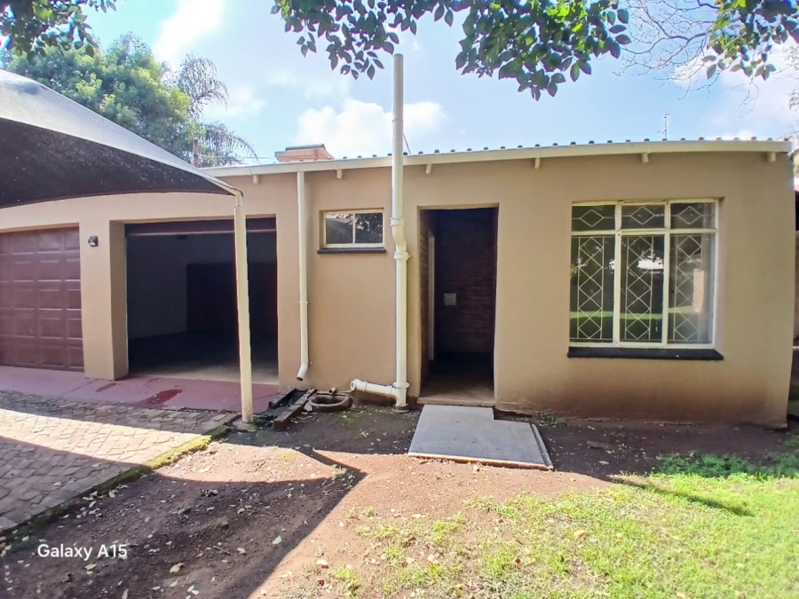 3 Bedroom Property for Sale in Sonneveld Gauteng