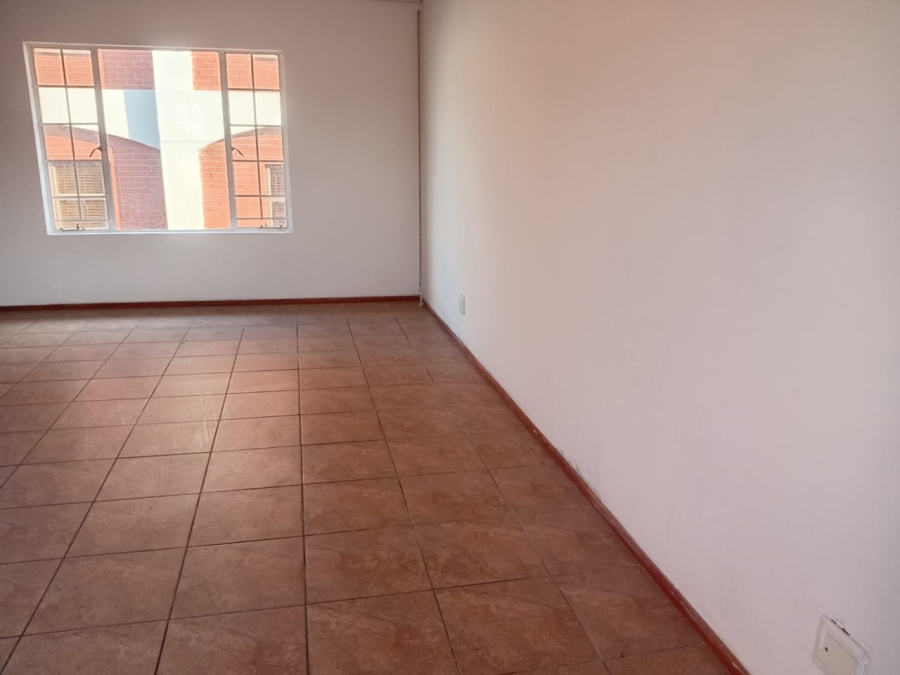 3 Bedroom Property for Sale in Glen Marais Gauteng
