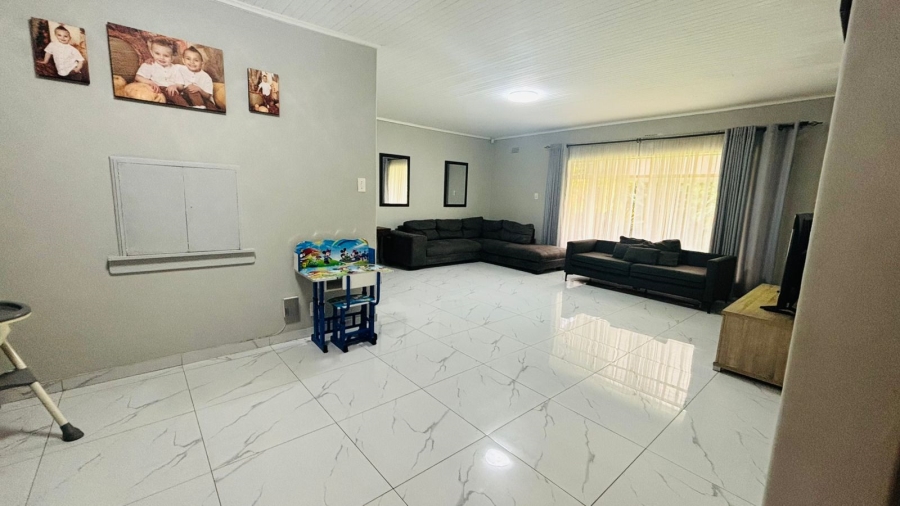 4 Bedroom Property for Sale in Atlasville Gauteng