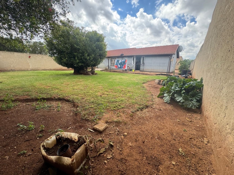 2 Bedroom Property for Sale in Vosloorus Ext 8 Gauteng