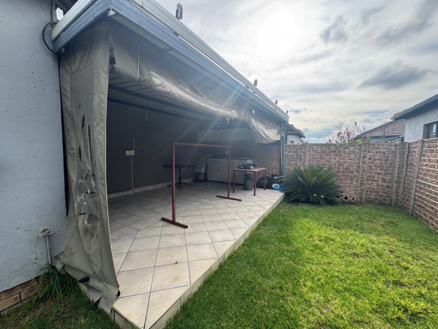 3 Bedroom Property for Sale in Dawn Park Gauteng