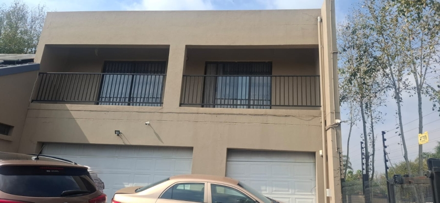 4 Bedroom Property for Sale in Glen Marais Gauteng