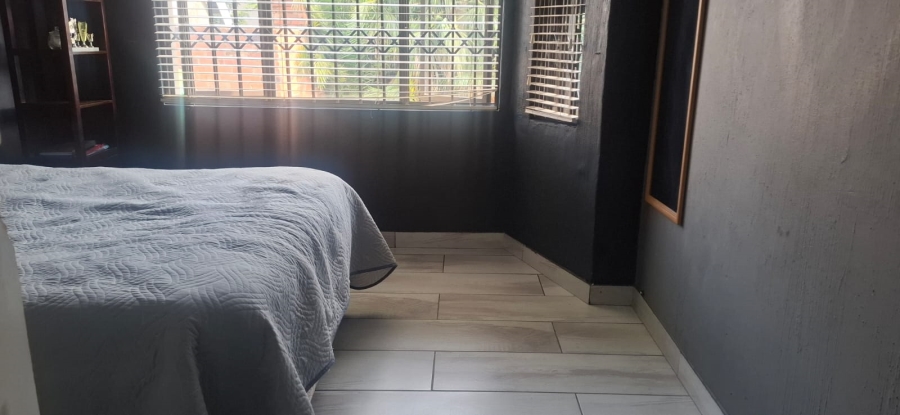 4 Bedroom Property for Sale in Glen Marais Gauteng