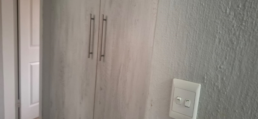 4 Bedroom Property for Sale in Glen Marais Gauteng