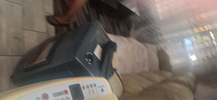 4 Bedroom Property for Sale in Glen Marais Gauteng