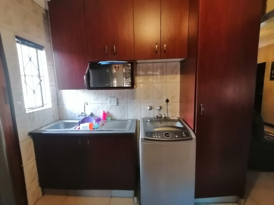 To Let 3 Bedroom Property for Rent in Pretoria West Gauteng
