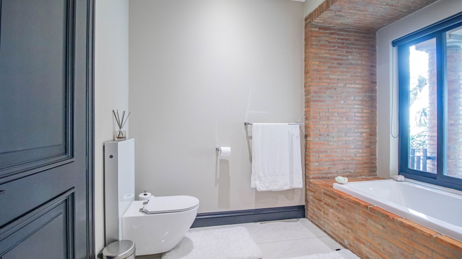 4 Bedroom Property for Sale in Bedfordview Gauteng