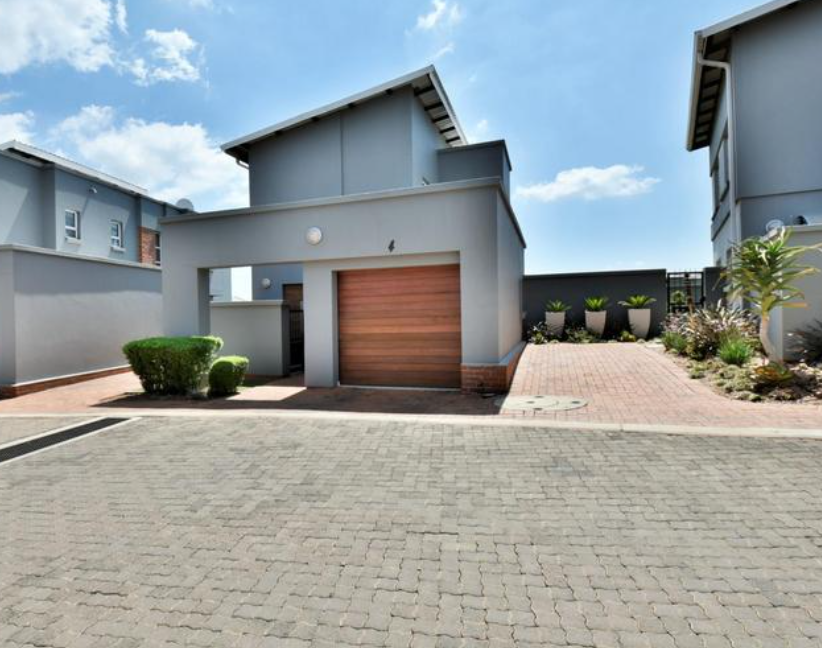 3 Bedroom Property for Sale in Eye of Africa Gauteng