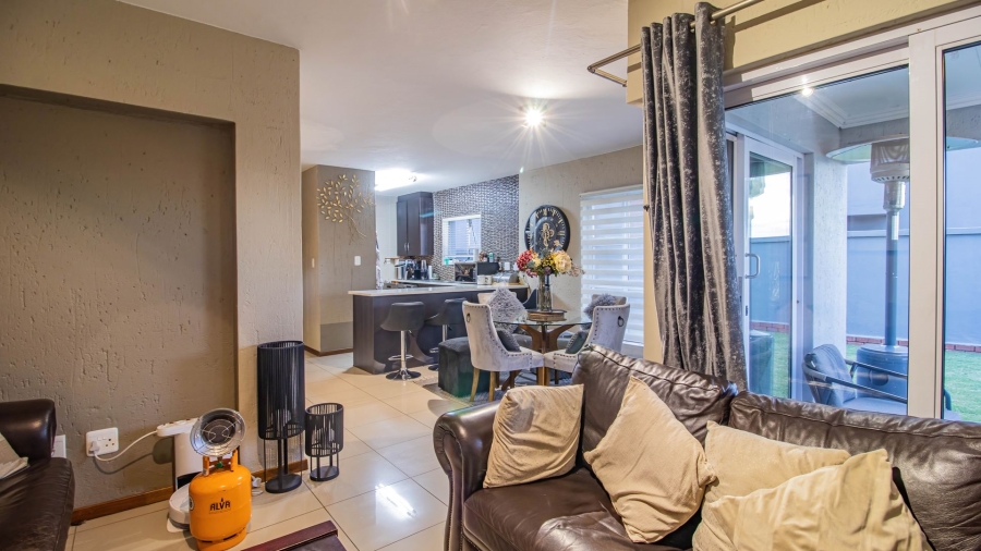 3 Bedroom Property for Sale in Eye of Africa Gauteng