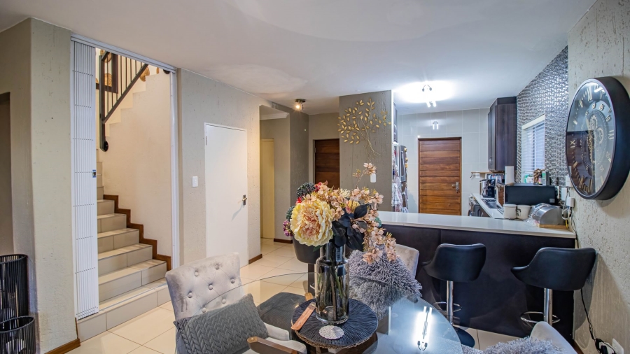 3 Bedroom Property for Sale in Eye of Africa Gauteng