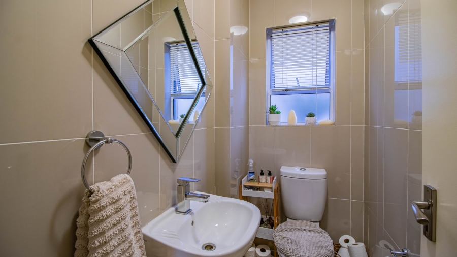 3 Bedroom Property for Sale in Eye of Africa Gauteng