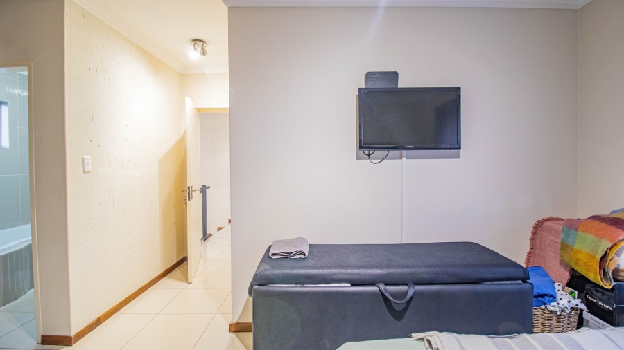 3 Bedroom Property for Sale in Eye of Africa Gauteng