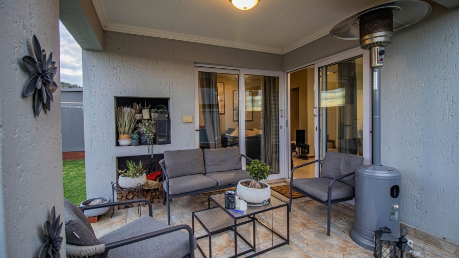 3 Bedroom Property for Sale in Eye of Africa Gauteng