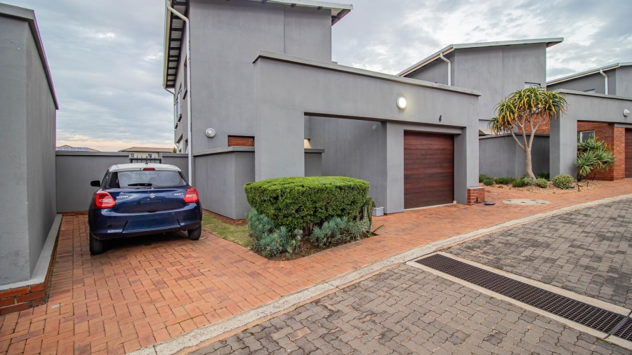 3 Bedroom Property for Sale in Eye of Africa Gauteng