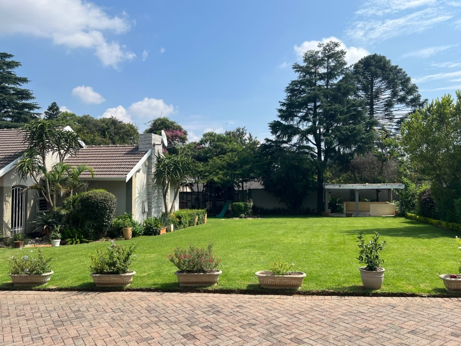 To Let 3 Bedroom Property for Rent in Beverley Gardens Gauteng