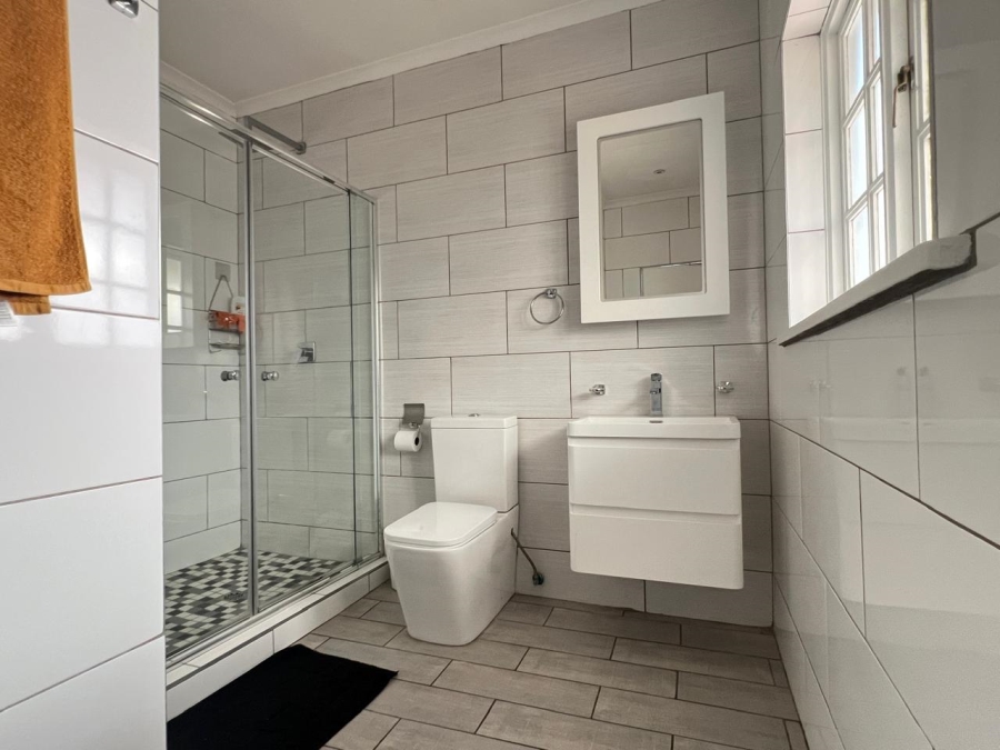 To Let 3 Bedroom Property for Rent in Beverley Gardens Gauteng