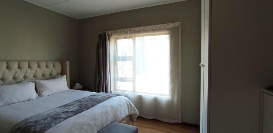 2 Bedroom Property for Sale in Glen Austin Gauteng