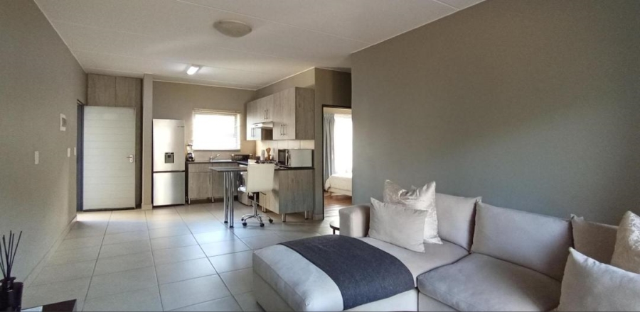 2 Bedroom Property for Sale in Glen Austin Gauteng