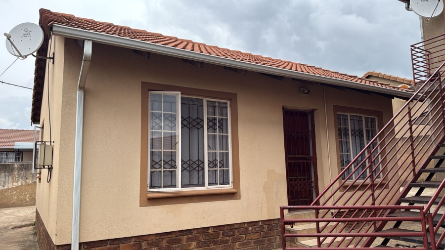 2 Bedroom Property for Sale in Cosmo City Gauteng