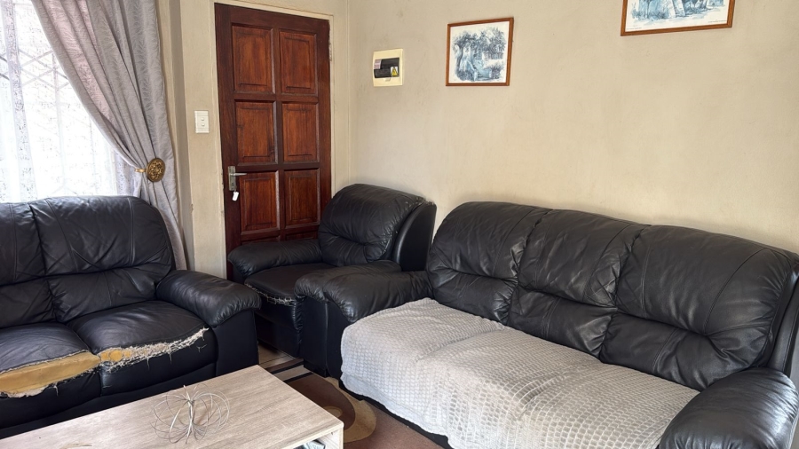 2 Bedroom Property for Sale in Cosmo City Gauteng